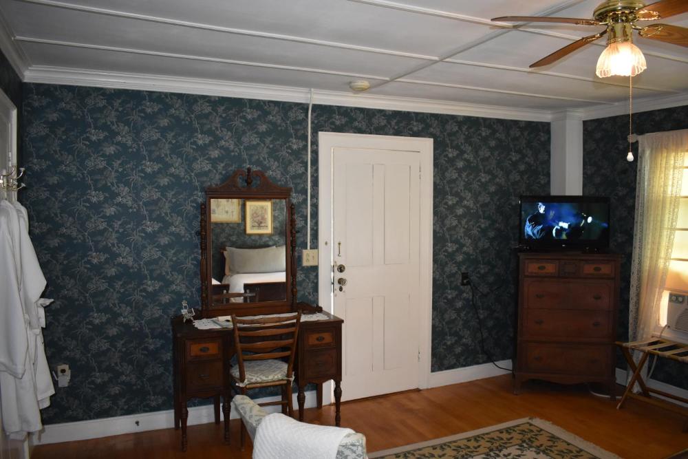 King Room interior